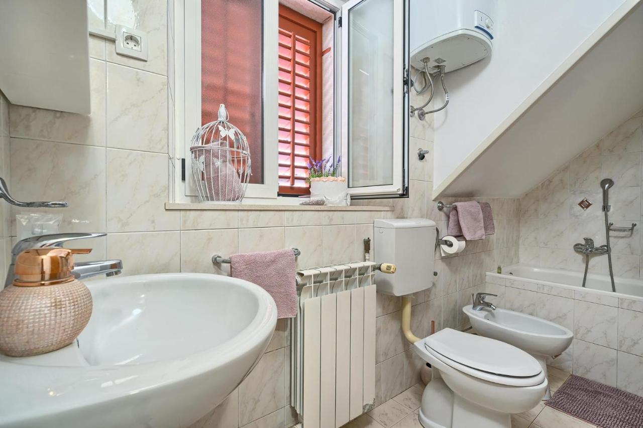 Couple'S Getaway In The Center Of Hvar W/Sea View Hvar Town Extérieur photo