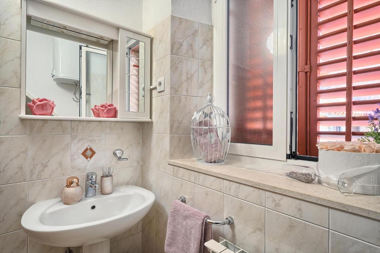 Couple'S Getaway In The Center Of Hvar W/Sea View Hvar Town Extérieur photo