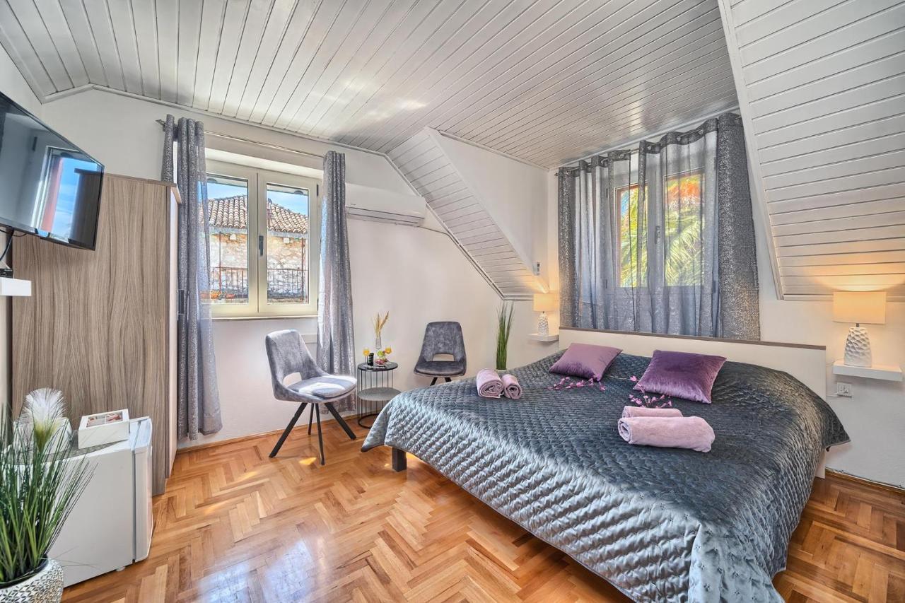 Couple'S Getaway In The Center Of Hvar W/Sea View Hvar Town Extérieur photo